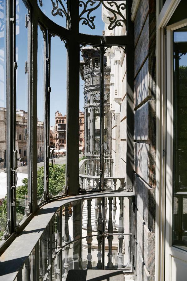 Mercer Plaza Sevilla 5 Gl Exterior foto